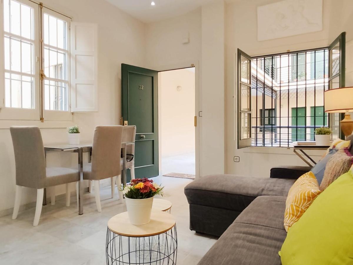 Homeyseville-Bright Apartment At Santa Cruz 4 Pax, Parking Optional المظهر الخارجي الصورة