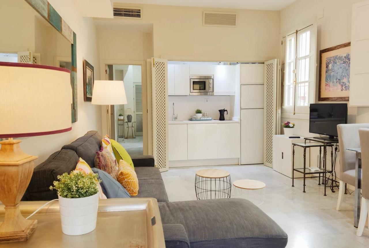 Homeyseville-Bright Apartment At Santa Cruz 4 Pax, Parking Optional المظهر الخارجي الصورة