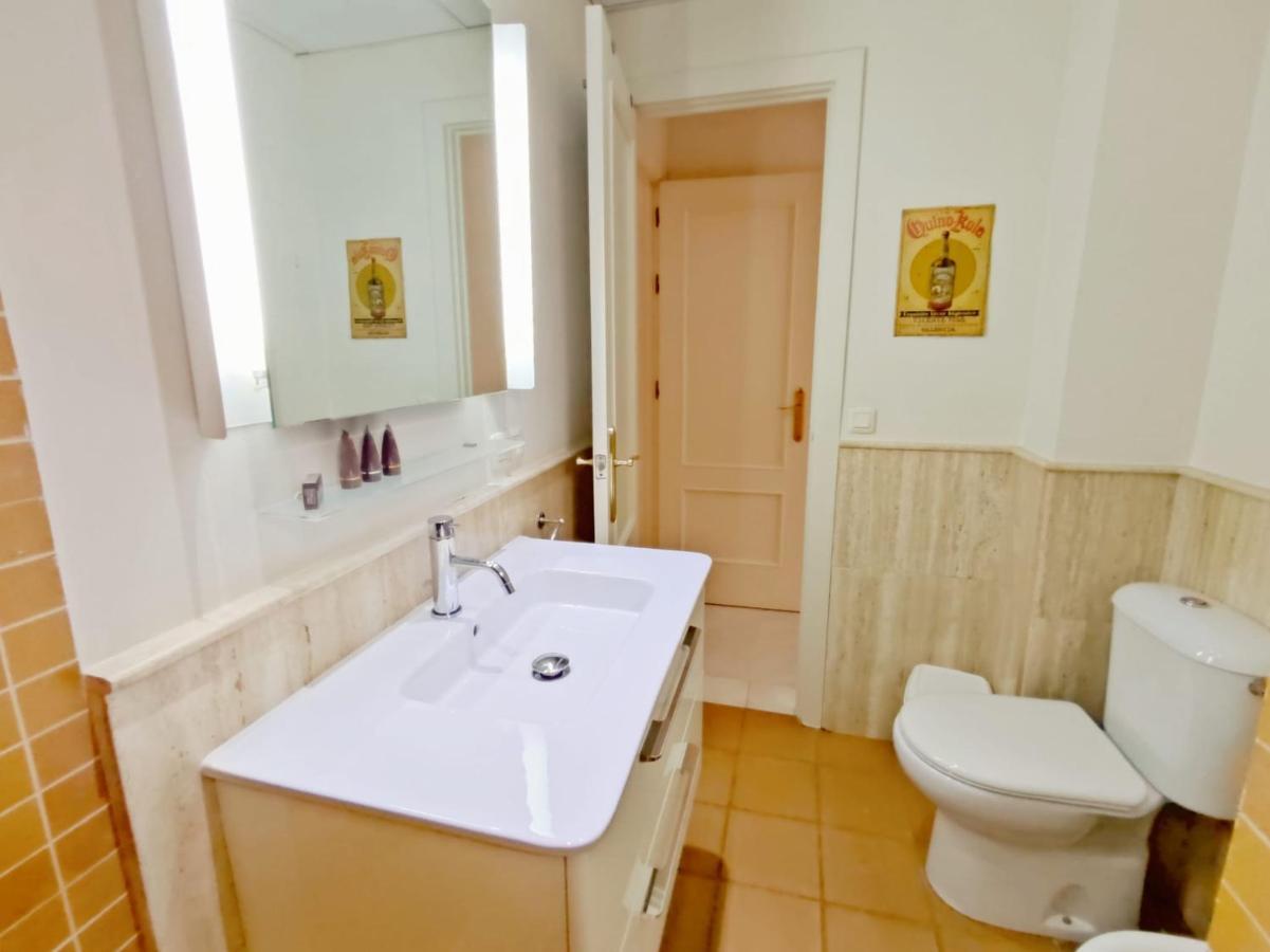 Homeyseville-Bright Apartment At Santa Cruz 4 Pax, Parking Optional المظهر الخارجي الصورة