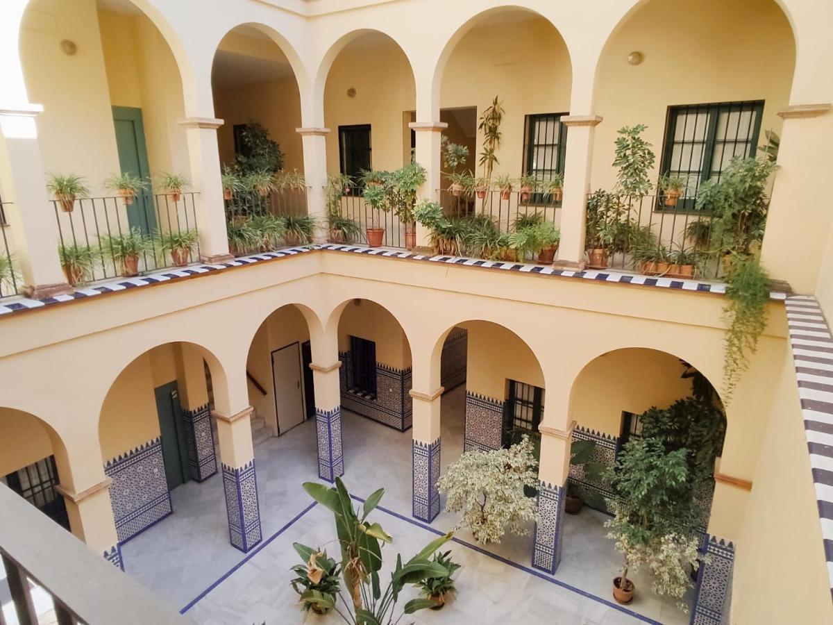 Homeyseville-Bright Apartment At Santa Cruz 4 Pax, Parking Optional المظهر الخارجي الصورة